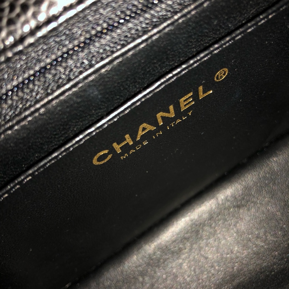 RARE | CHANEL Mini Square Flap Black Caviar GHW - Picture 13 of 17